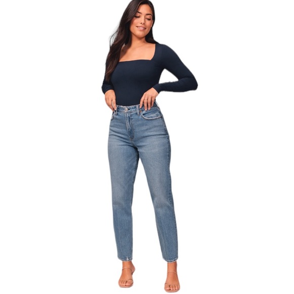 Abercrombie & Fitch Denim - Abercrombie & Fitch The Mom High Rise Jeans